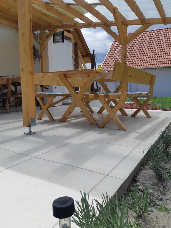 Mirella Rooms Palic Exterior photo