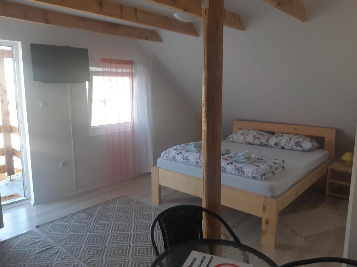 Mirella Rooms Palic Exterior photo