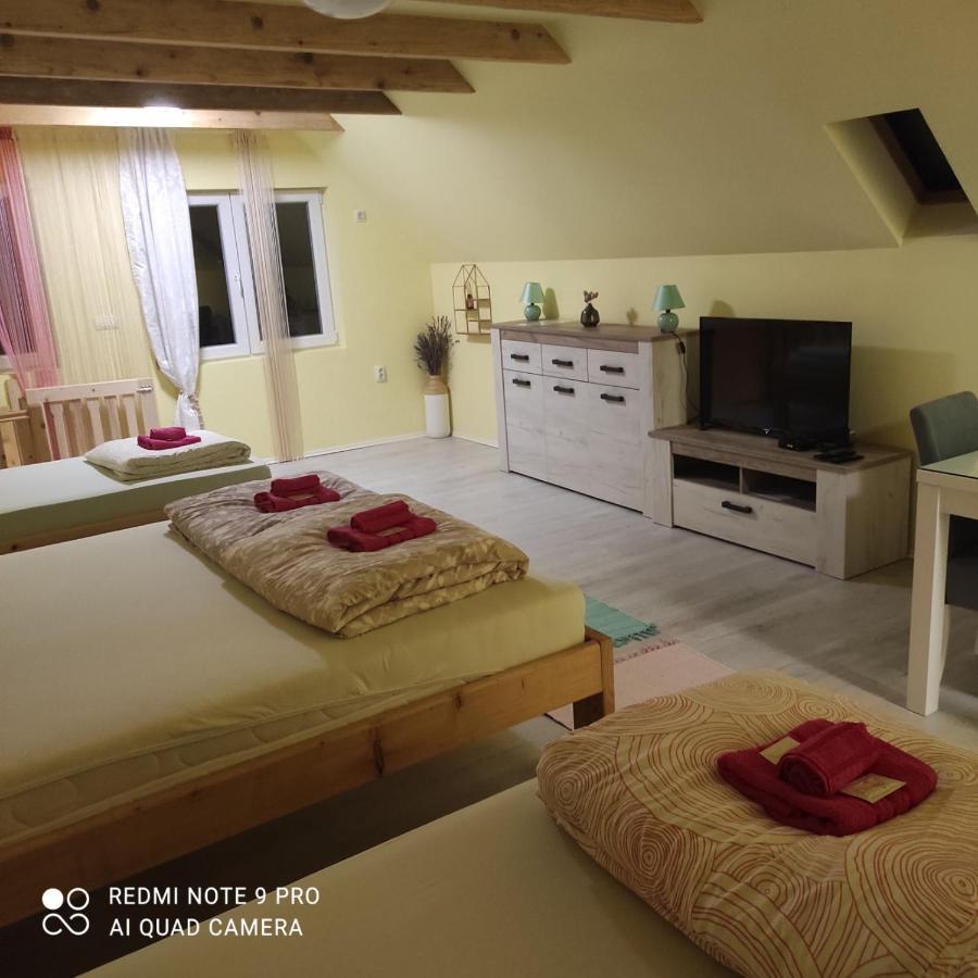 Mirella Rooms Palic Exterior photo